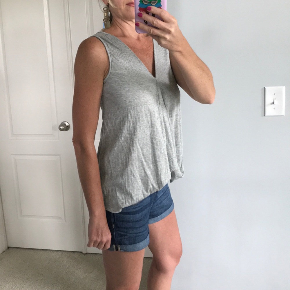 Bubble Hem Top - Picture 2 of 8